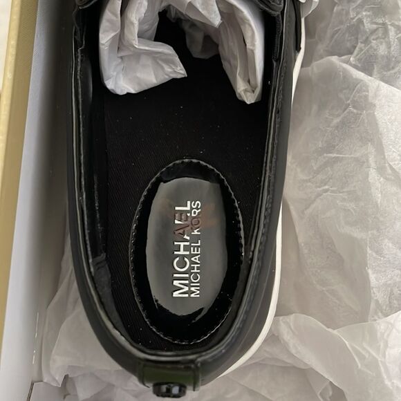 Michael Kors Women’s Trent Slip Leather Black - Picture 8 of 12